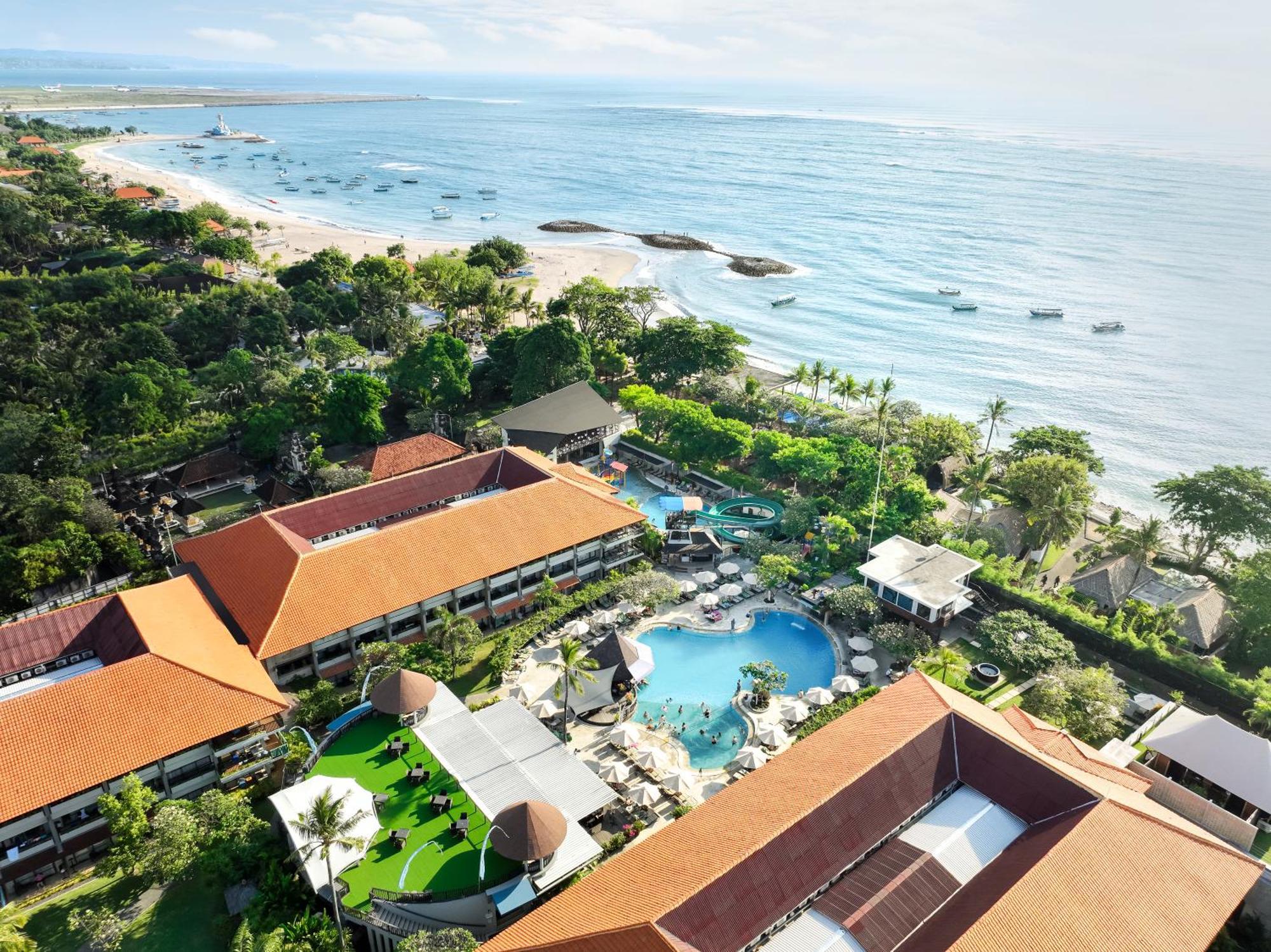 Bali Dynasty Resort Kuta Lombok Εξωτερικό φωτογραφία Aerial view of the resort