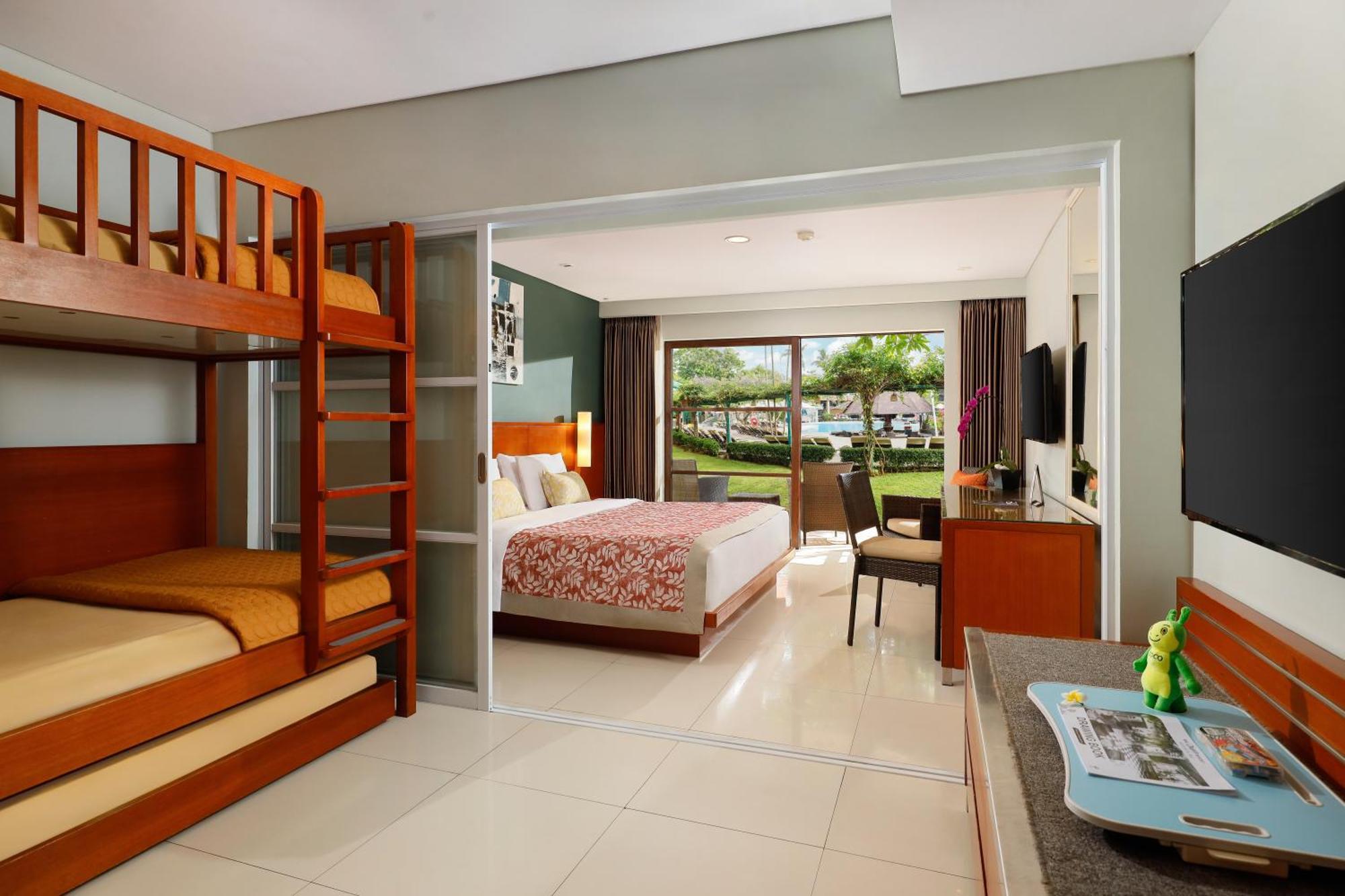 Bali Dynasty Resort Kuta Lombok Εξωτερικό φωτογραφία Family room at the Hilton Garden Inn, San Jose, Costa Rica