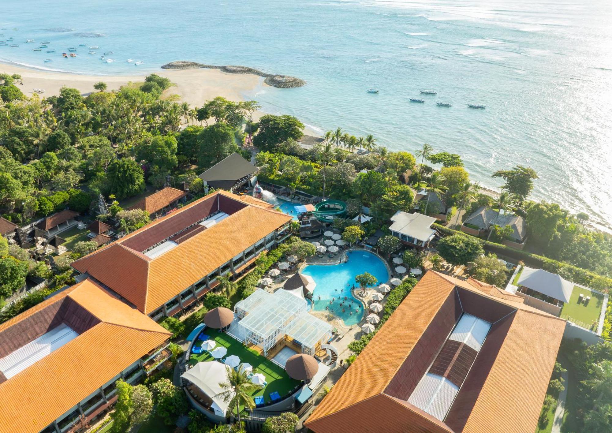 Bali Dynasty Resort Kuta Lombok Εξωτερικό φωτογραφία Aerial view of the resort